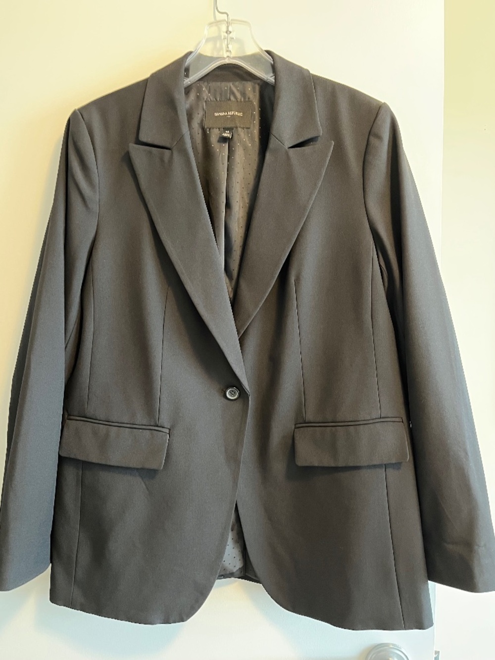 Banana Republic Double Breasted Blazer (Style 804133-00), Black. NWOT